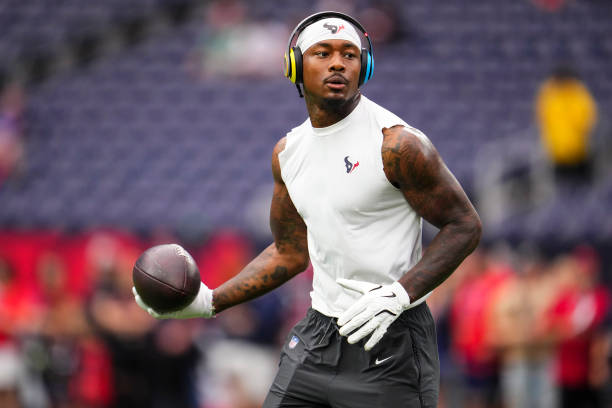 NFL Star Stefon Diggs Accused of Assaulting Personal Chef in Wage Dispute